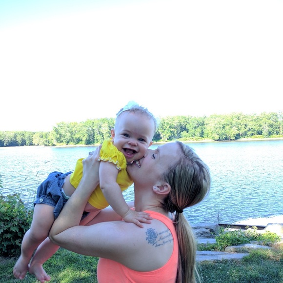 Meet your Posher, Eve - Picture 3 of 3